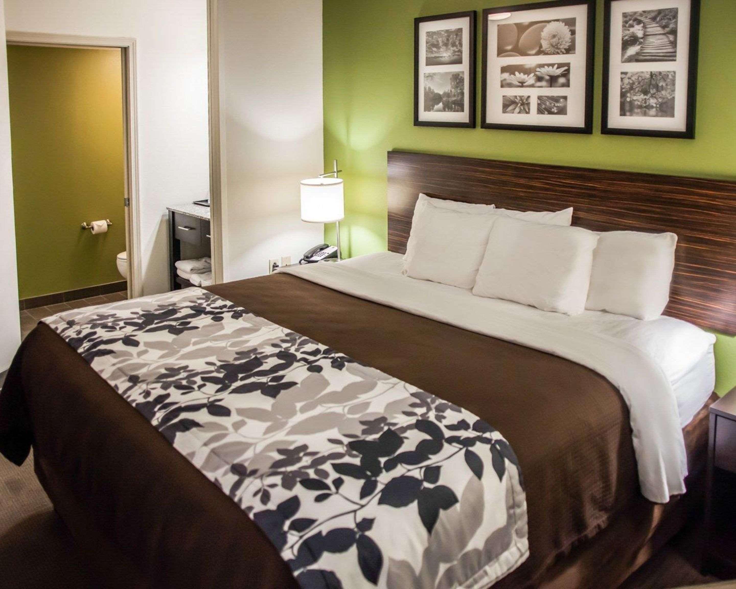 Garner Hotel Topeka West By Ihg Exterior foto