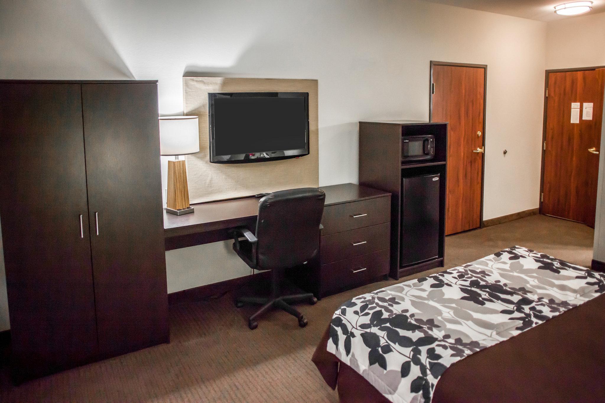 Garner Hotel Topeka West By Ihg Exterior foto