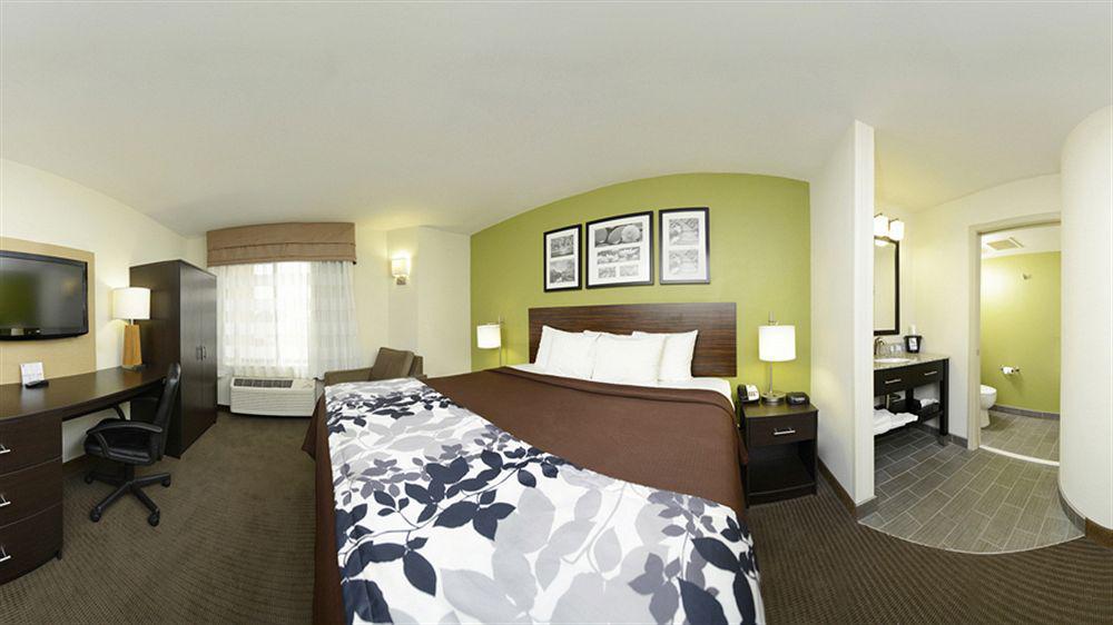 Garner Hotel Topeka West By Ihg Exterior foto